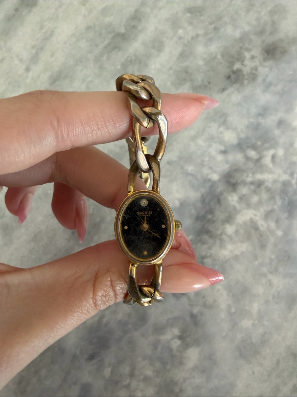1980s Gruen Gold Tone Chain Figaro Watch